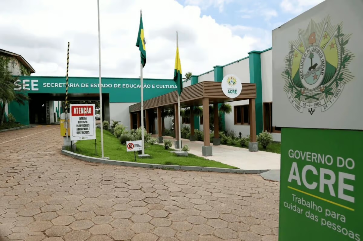 Posse de aprovados da Educação será realizada em Cruzeiro do Sul nesta sexta-feira