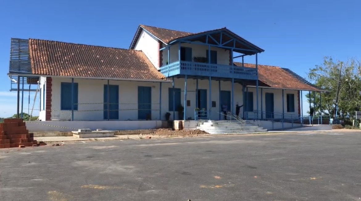 Centro Cultural do Juruá passa por reforma para preservar prédio histórico em Cruzeiro do Sul